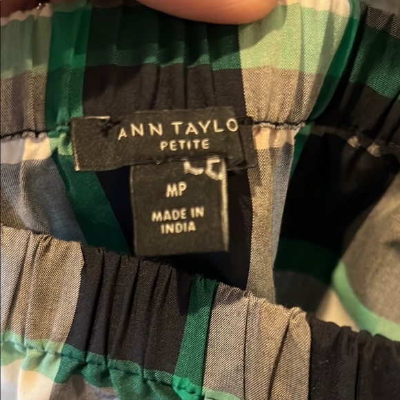 Ann Taylor Navy, Green and White Plaid Square neckline Blouse size MP - Picture 6 of 8